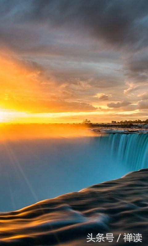 非常经典的句子:让心灵有笑声,让人生有快意