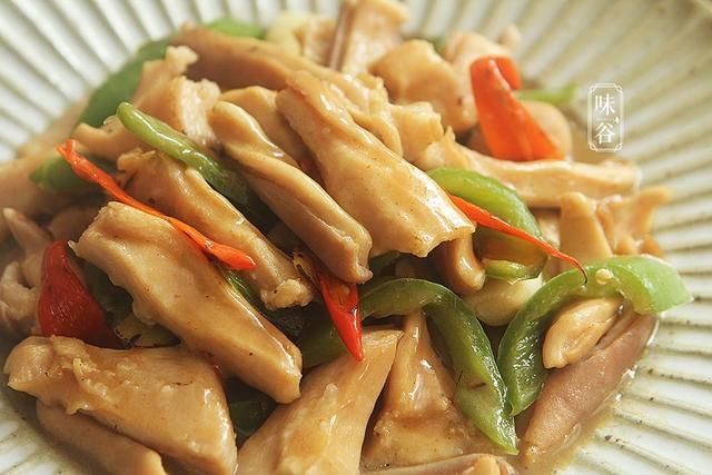 猪身上最贵的部位，健脾胃补气血，口感脆嫩鲜香，好吃到舔盘！