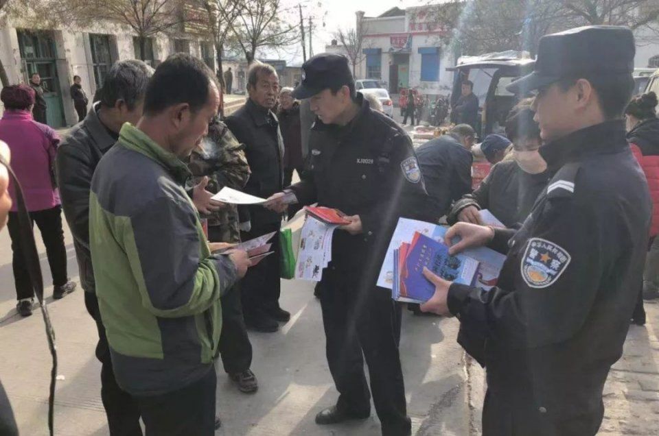 府谷公安强化线索摸排核查机制助力扫黑除恶专