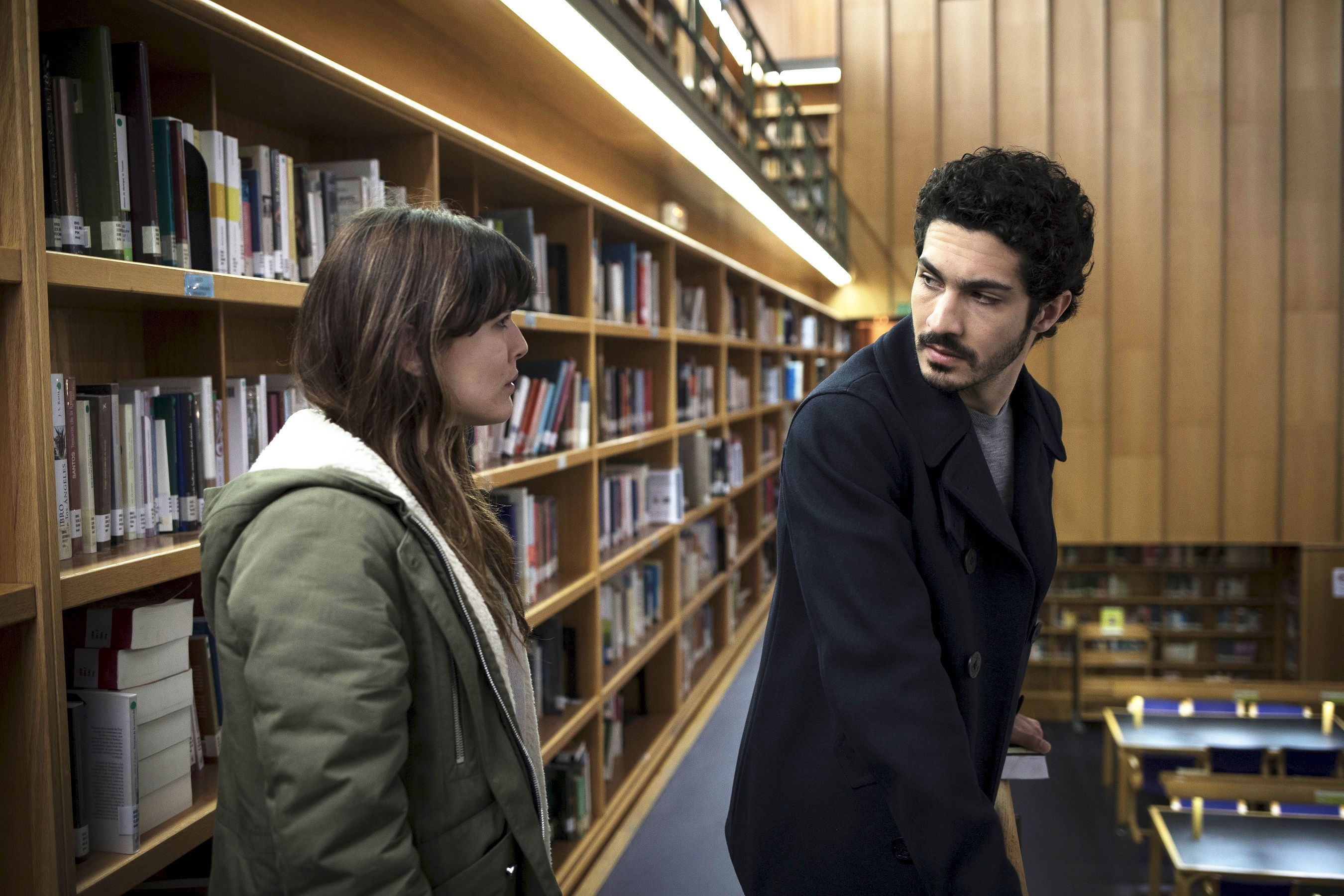 豆瓣评分7.8,《海市蜃楼》中最大的赢家是谁?