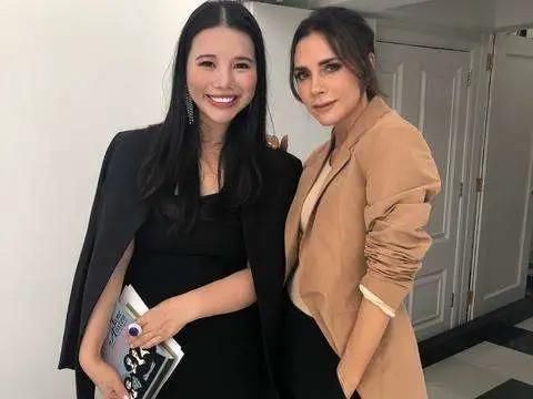 与何超莲是闺蜜,与贝嫂是朋友,名媛余晚晚的生活有多奢侈?