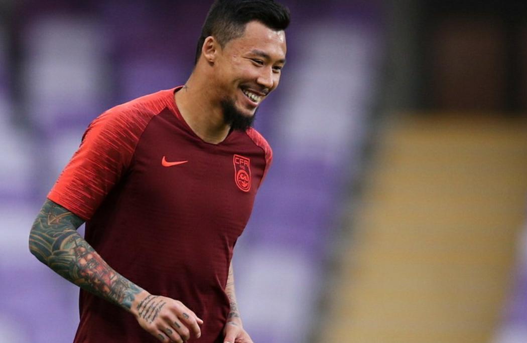 辟谣!新晋国脚否认恒大与国足的关系,刘奕