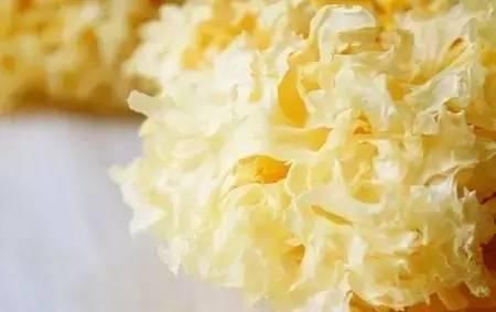 银耳怎么拌着好吃 t017142adf6b07587c0.jpg