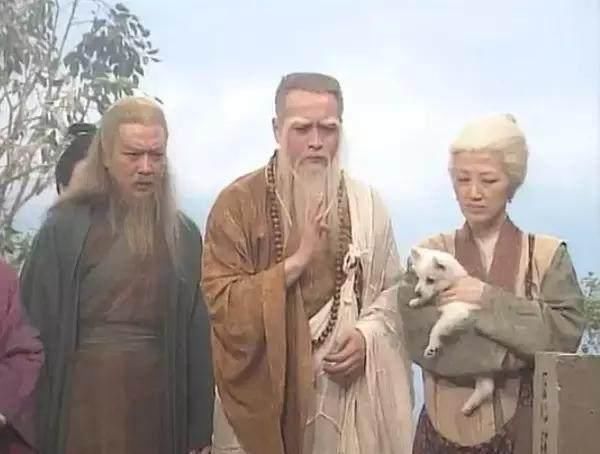 若乔峰到了射雕中，能否秒杀一灯大师？段延庆无意中给出了答案！