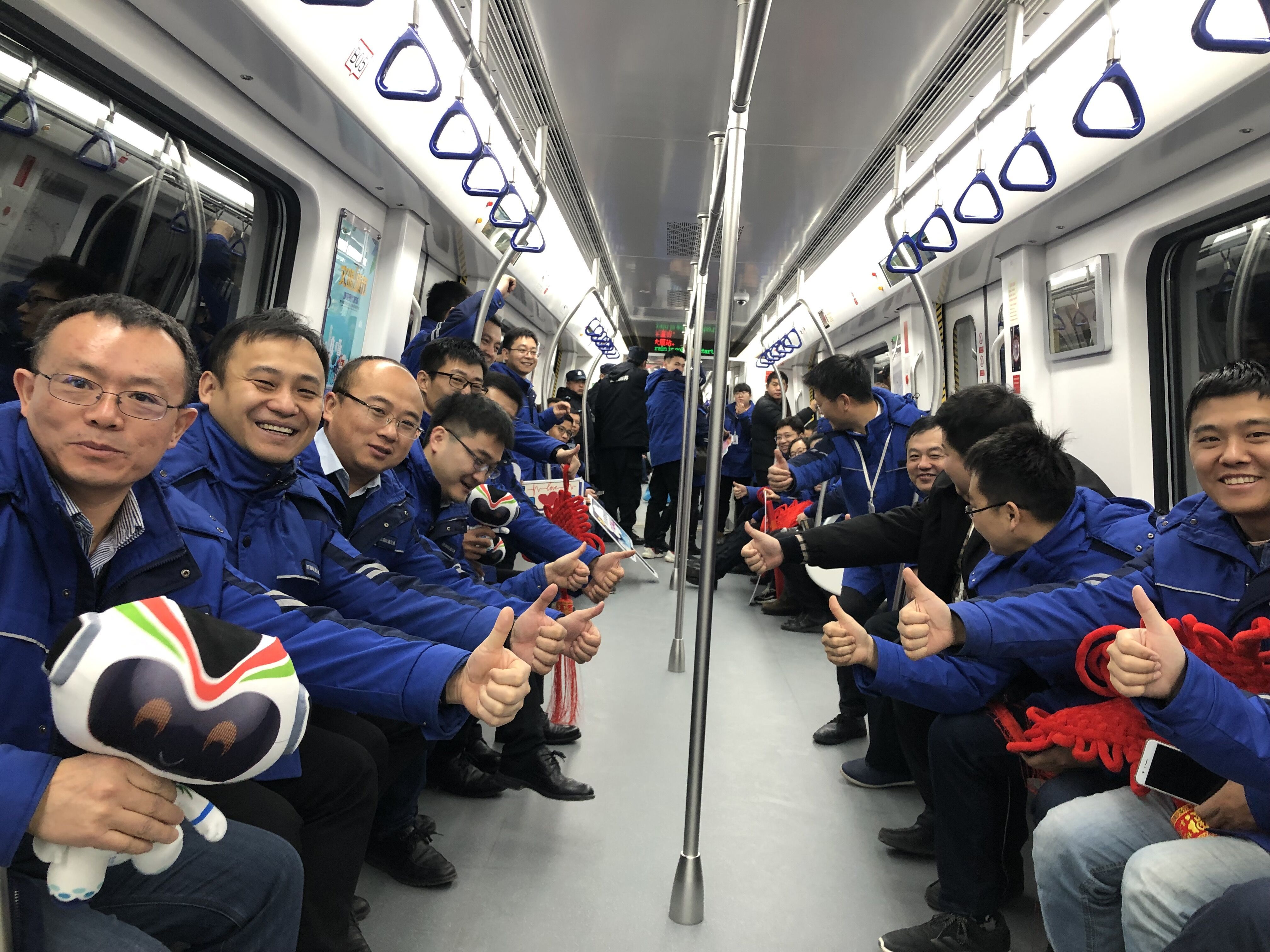 济南地铁三号线正式运营