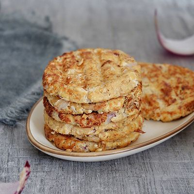 金枪鱼燕麦豆腐饼