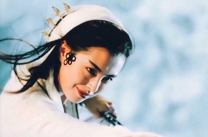 王祖贤旧照修复成高清后被赞真女神,照片中的