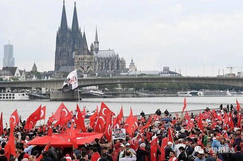 【权威报告】欧洲正以230%的速度伊斯兰化,法