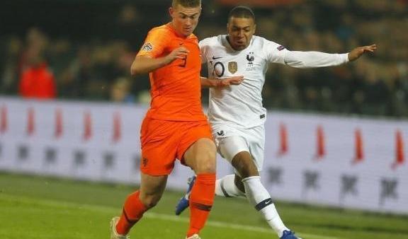 久违!欧国联刮起橙色风暴,荷兰足球崛起!2位天