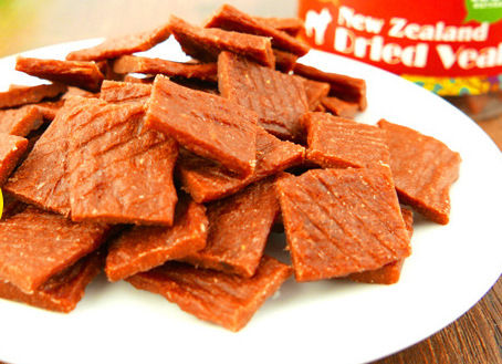 狗狗吃零食有什么好处呢?