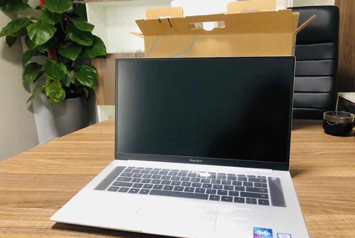 荣耀magicbookpro版续航时间