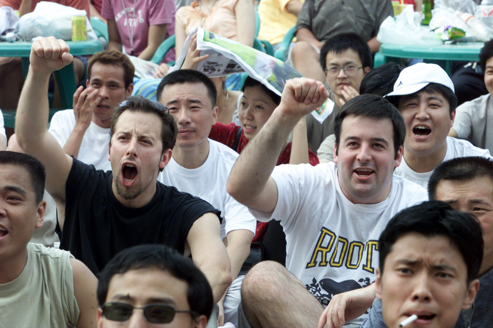 硬盘深处:日韩世界杯 中国队首秀 不敌哥斯达黎