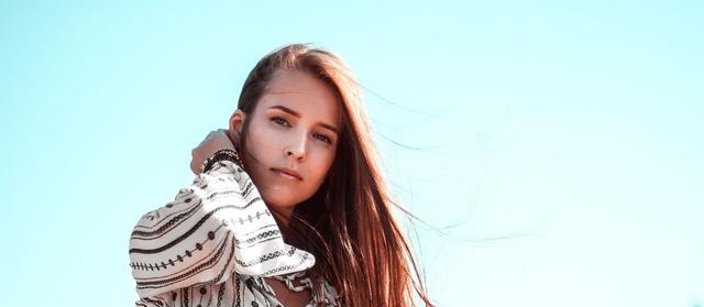 幻影照片,手机摄影修图软件,2分钟搞定