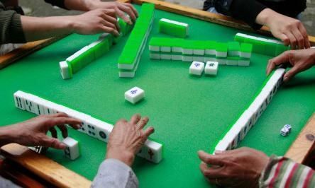 新手打麻将应如何学习掌握麻将技巧