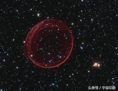 至少有40颗恒星被列入超新星爆发，距离我们16万光年，不算太远