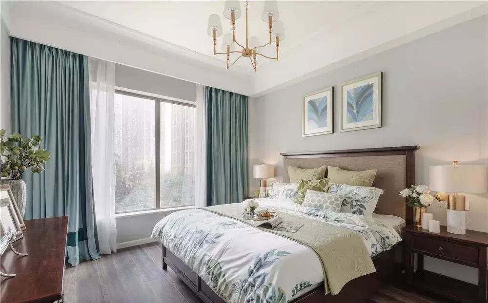 低预算卧室翻新｜广州老房千元刷蓝墙，附避坑宝典