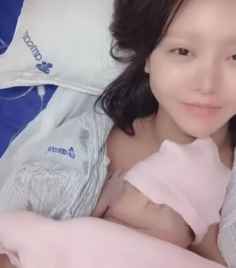 韩安冉直播生产引争议,多点善意,少点吐槽!