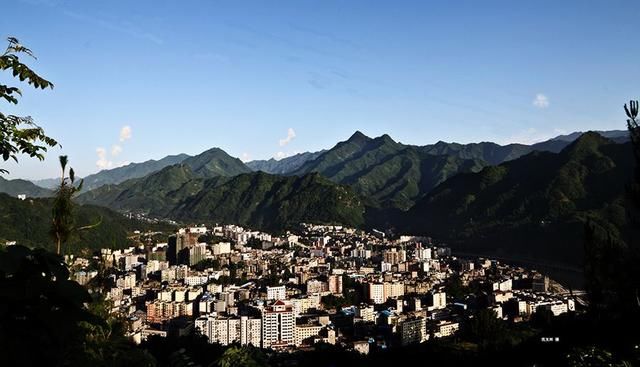 西渝高铁刚刚传来最新消息:万州、城口欢呼吧