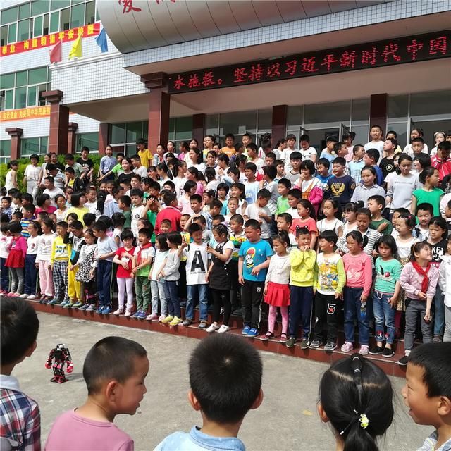 安庆太湖:县科协联合县教育局开展科普进校园