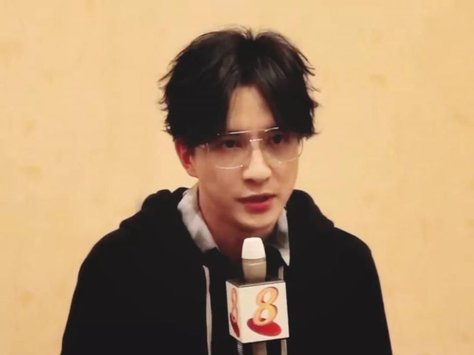 《丑八怪》变成作文竞赛题目,人品受争议薛之