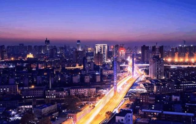这个城市厉害了，明年可能成为万亿城市，在中原地区独领风骚