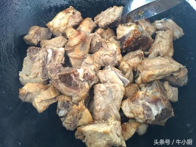 排骨不要炖土豆了，据说加上它一起炖，一大锅都不够吃