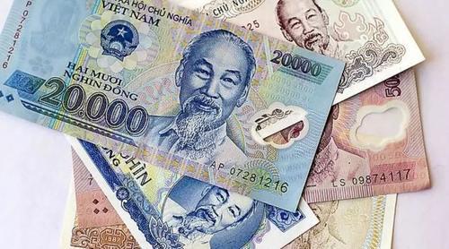 币安再被黑:上币费用4000BTC;越南禁止数字