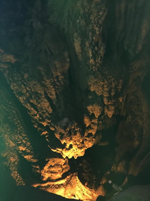 “游了银子岩,一世不愁钱”是否是真的?