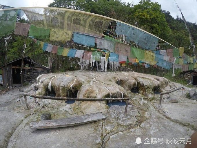 这个夏天，来西藏这处隐秘之地，享受神秘的九眼温泉!