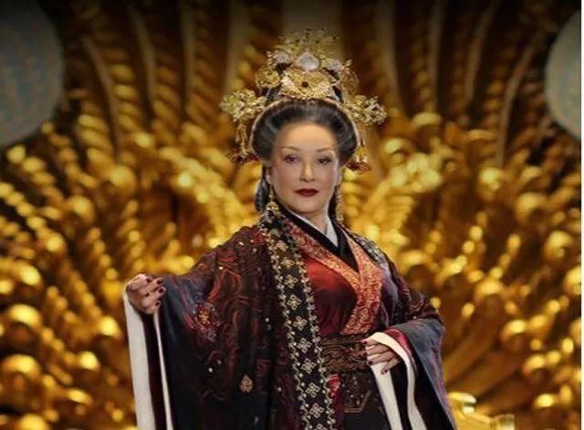 这位太后够彪悍：引诱小叔子，杀死亲儿子，拥立中国首个女皇帝