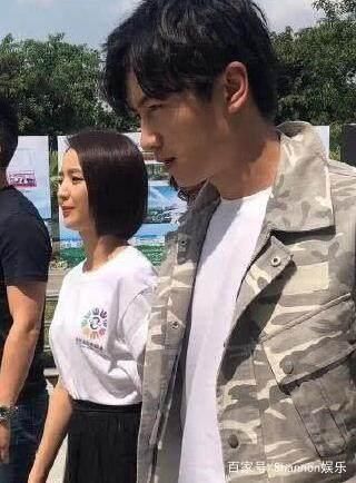 整个娱乐圈都在缅怀512 但细节彰显人品 吴磊