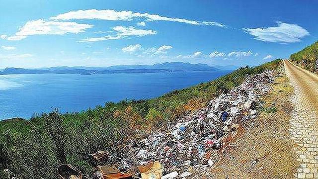 中国湖泊：水位每天都在下降，为了保护它1.5万人“退房还湖”！