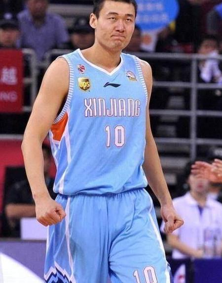 易建联赵睿确定退出国家队, 韩德君付豪补缺的