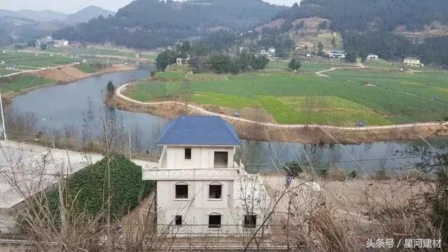 这种新型建材建房，不用钢筋水泥和红砖，却抗震又美观！