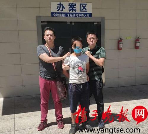 女护士突然失联被发现死在橱柜中 脚踝还被细绳捆绑 第3张 女护士突然失联被发现死在橱柜中 脚踝还被细绳捆绑-家居窝