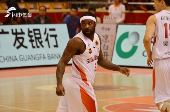 山东男篮辟谣两件事 劳森回归两日内有确切消息