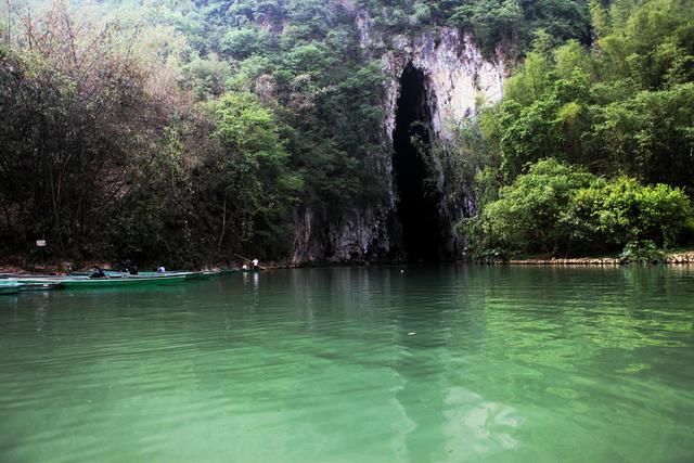 中国最后一个世外桃源，想进去必须穿越洞穴，全村隐世几百年