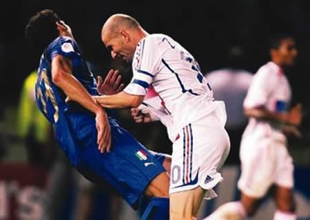 世界杯决赛红牌让齐达内痛失球王?他要强于