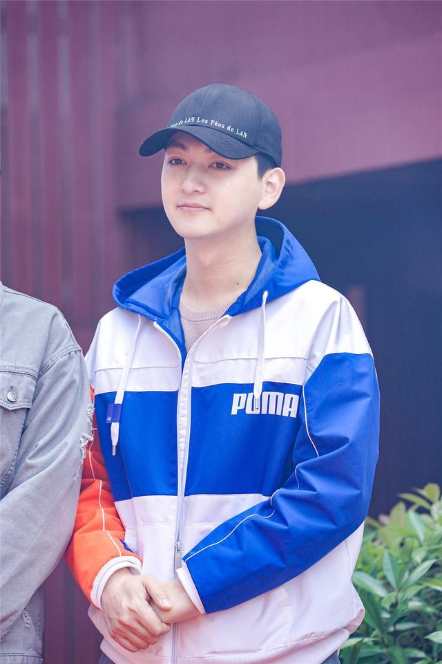 张晓谦新剧《卖房子的人》开机 挑战全新角色