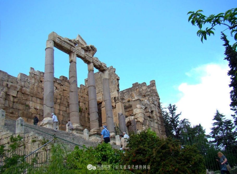 巴尔贝克神庙,废墟上的世界文化遗产
