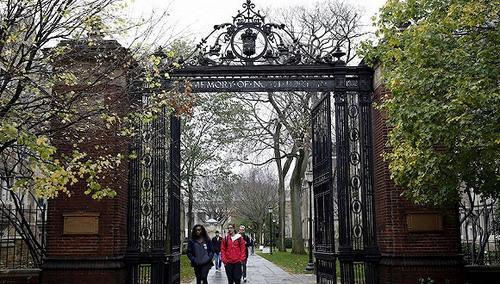 中国家庭卷入美国高校招生舞弊案,律师:家长不