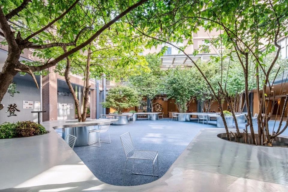 2019庭院设计新名词树桌花园