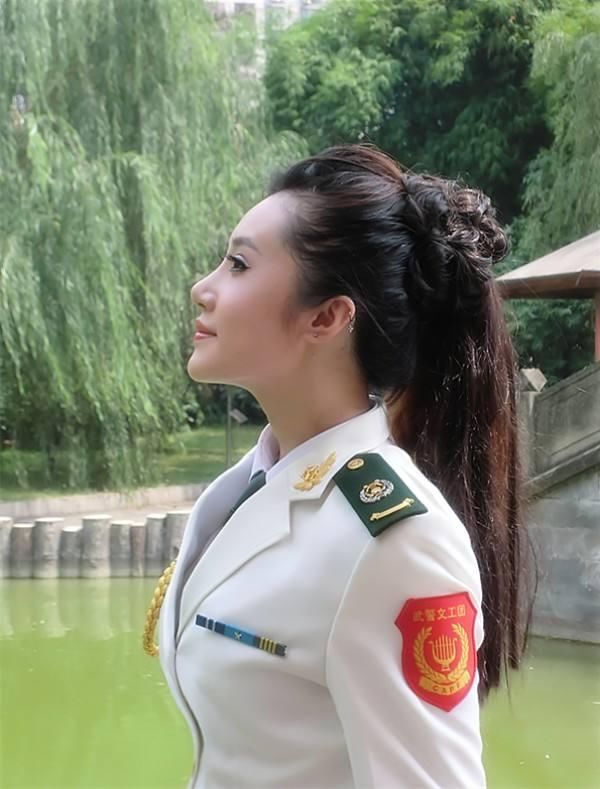 世界上哪个国家的女兵颜值最高?是中国?