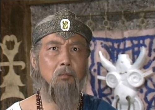 《封神榜》里的比干挖心都没死,却被卖菜妇人