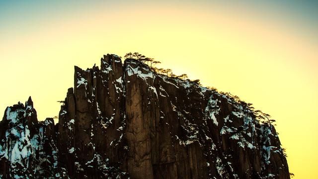 黄山山顶住宿,价格相差太大,大的让人吃惊,你会