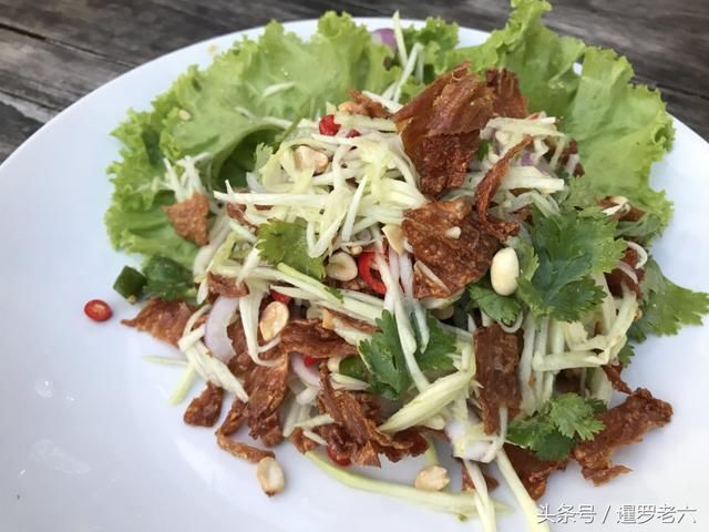 在泰国吃了一顿320元的泰南美食!您看这些菜够“硬气”不?