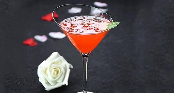 喝白酒喝很多水