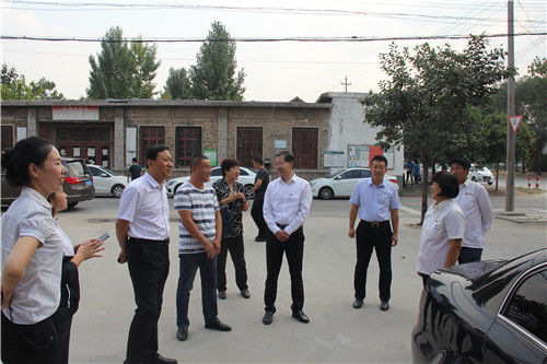 风清气正的政治生态下一句