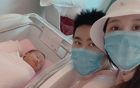 卢本伟换发型后抵制拍照,当近照曝光,网友:是我