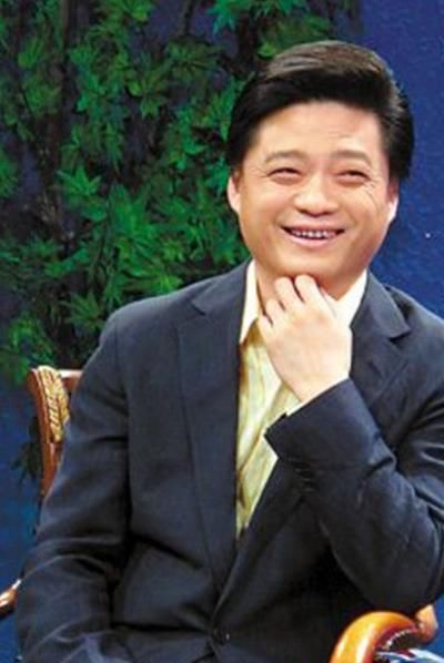 因一份演艺合同,崔永元微博手撕范冰冰,竟直